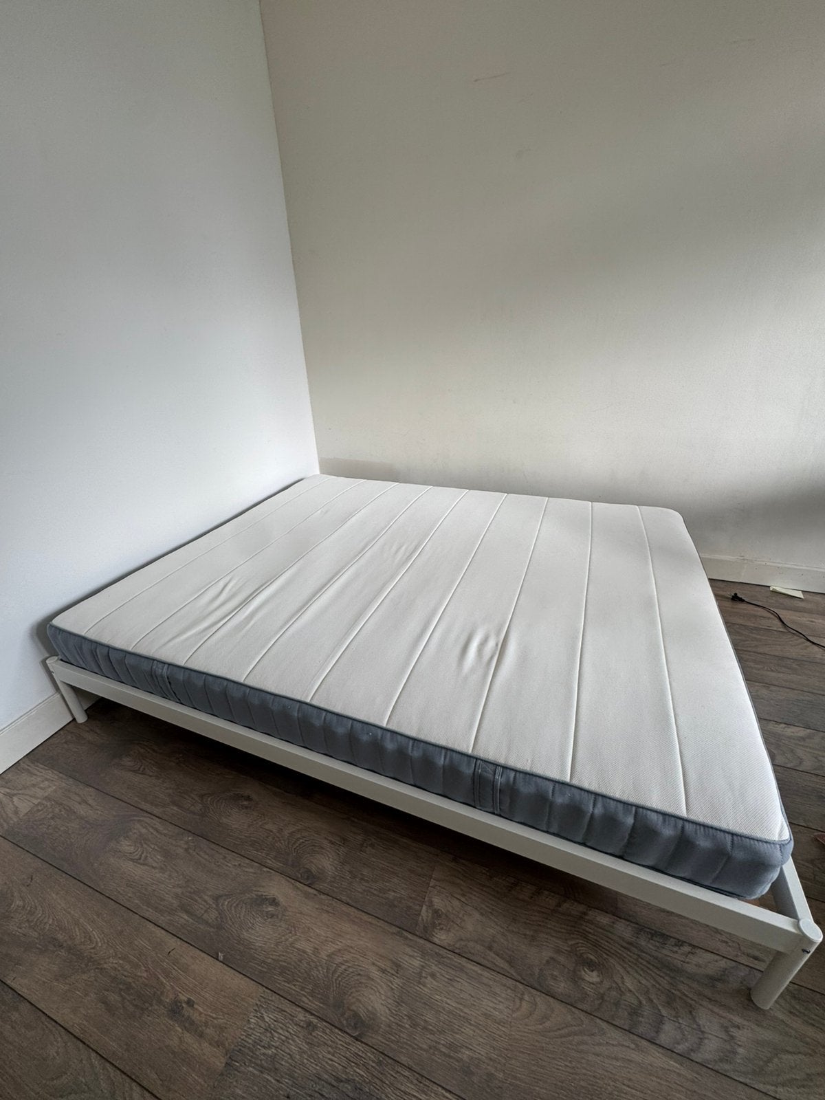 ikea bed mattress VESTEROY 160x200, Ophalen, Zo goed als nieuw, Tweepersoons