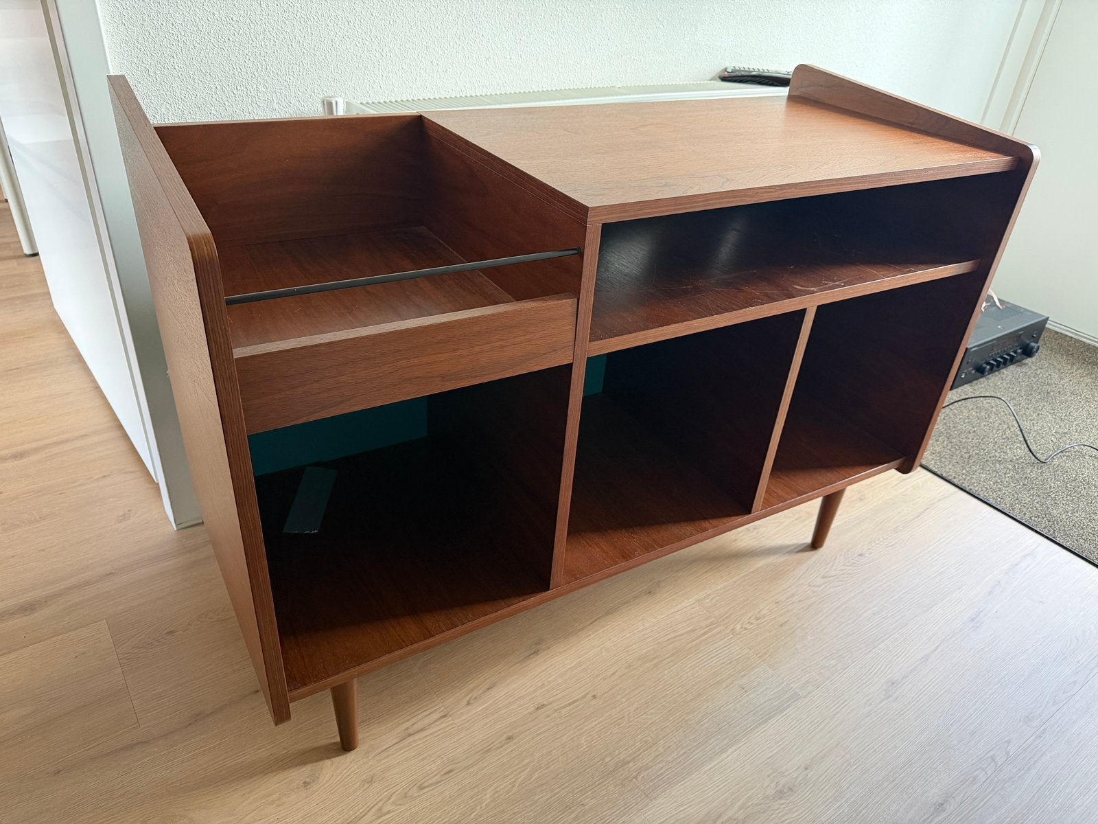 Vintage/Retro platenspeler- pickupkast, Huis en Inrichting, Ophalen, Retro Vintage, 100 tot 150 cm, Zo goed als nieuw