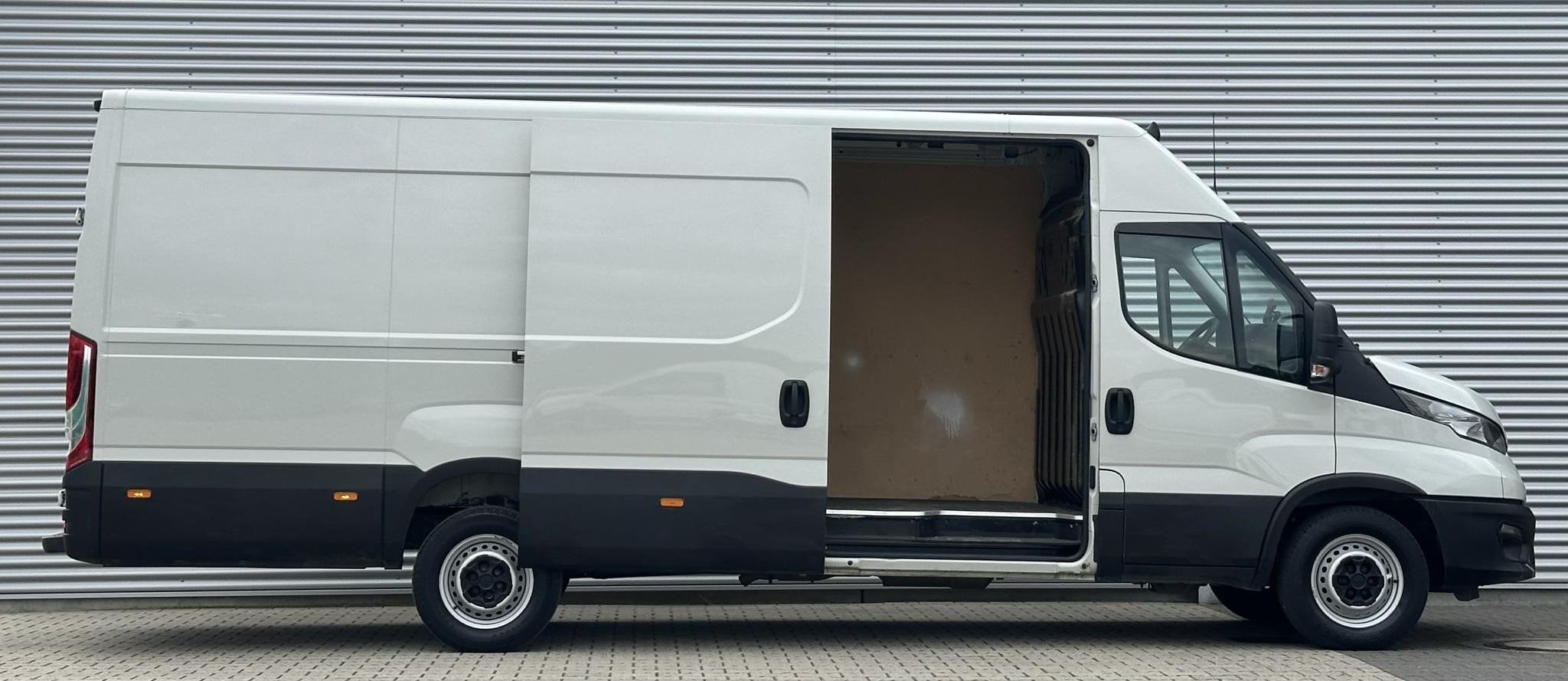 Iveco Daily 35S14V 2.3 410L L4H2 SUPER LANG, Iveco, Wit, Bedrijf, Geïmporteerd