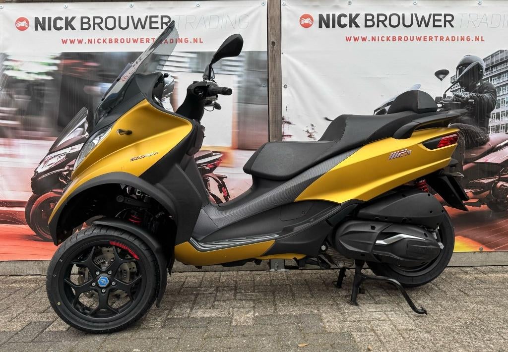 Piaggio MP3 500 HPE uit 2020 unieke kleur, Scooter, Bedrijf, Traction Control, Automaat
