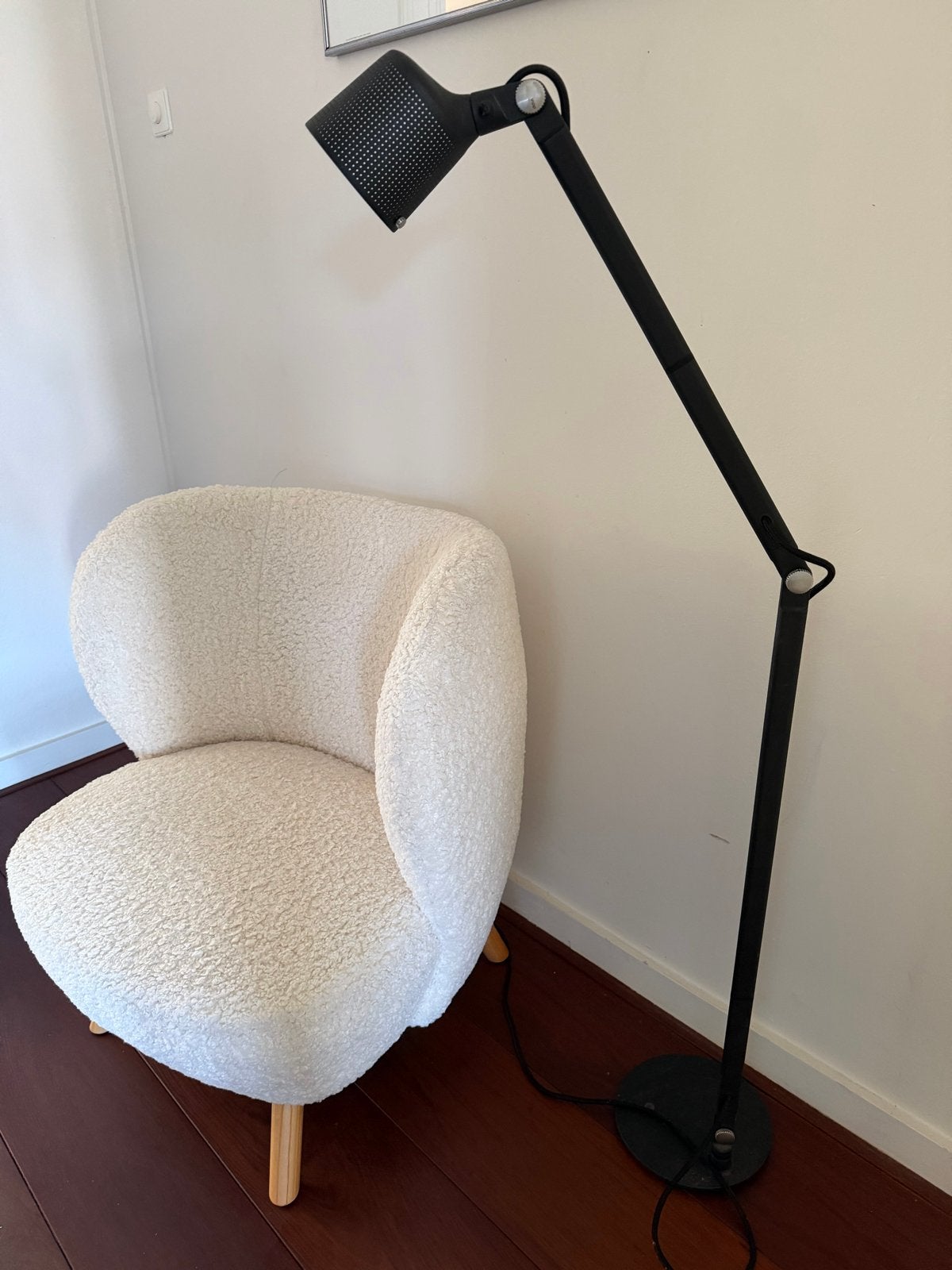 Design merk VIPP 525 vloerlamp, verstelbare arm, Ophalen, E27 (groot), Zo goed als nieuw, Metaal