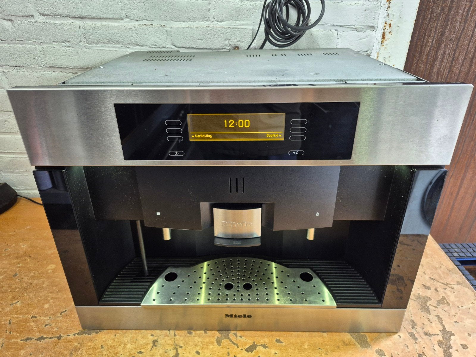 NETTE MIELE CVA 4085 INBOUW KOFFIEMACHINE TE KOOP, Stoompijpje, Gebruikt, Info@miele.com, 10 kopjes of meer