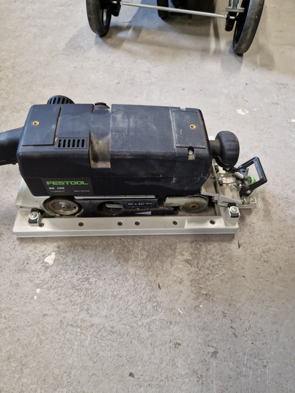 Festool BS 105 Bandschuurmachine 1200W, Ophalen, Gebruikt, 1200 watt of meer, Bandschuurmachine