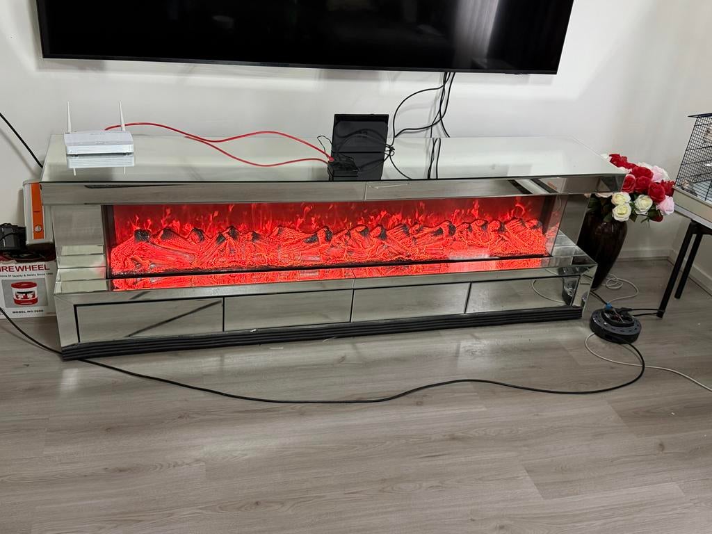 Elektrische haard met spiegelend meubel gratis ophalen, Ophalen of Verzenden, Zo goed als nieuw, Inbouwhaard, Elektrische haard