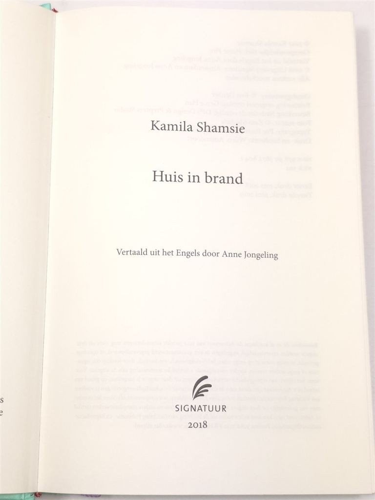 Huis in Brand — Kamila Shamsie, Moslimgezin & Syrië 2019, Boeken, Ophalen of Verzenden, Gelezen