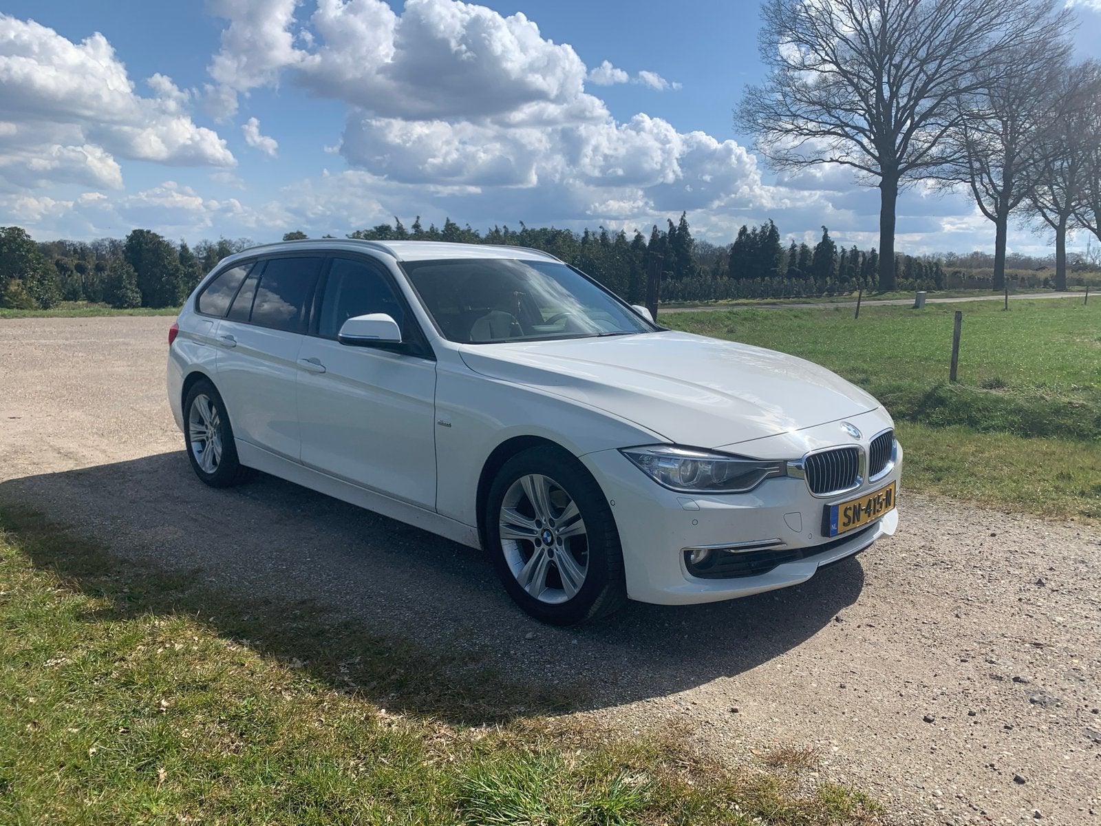 BMW 3-Serie 2.0 320D Touring AUT 2017 Wit, Auto's, Automaat, 745 kg, Achterwielaandrijving, 1505 kg