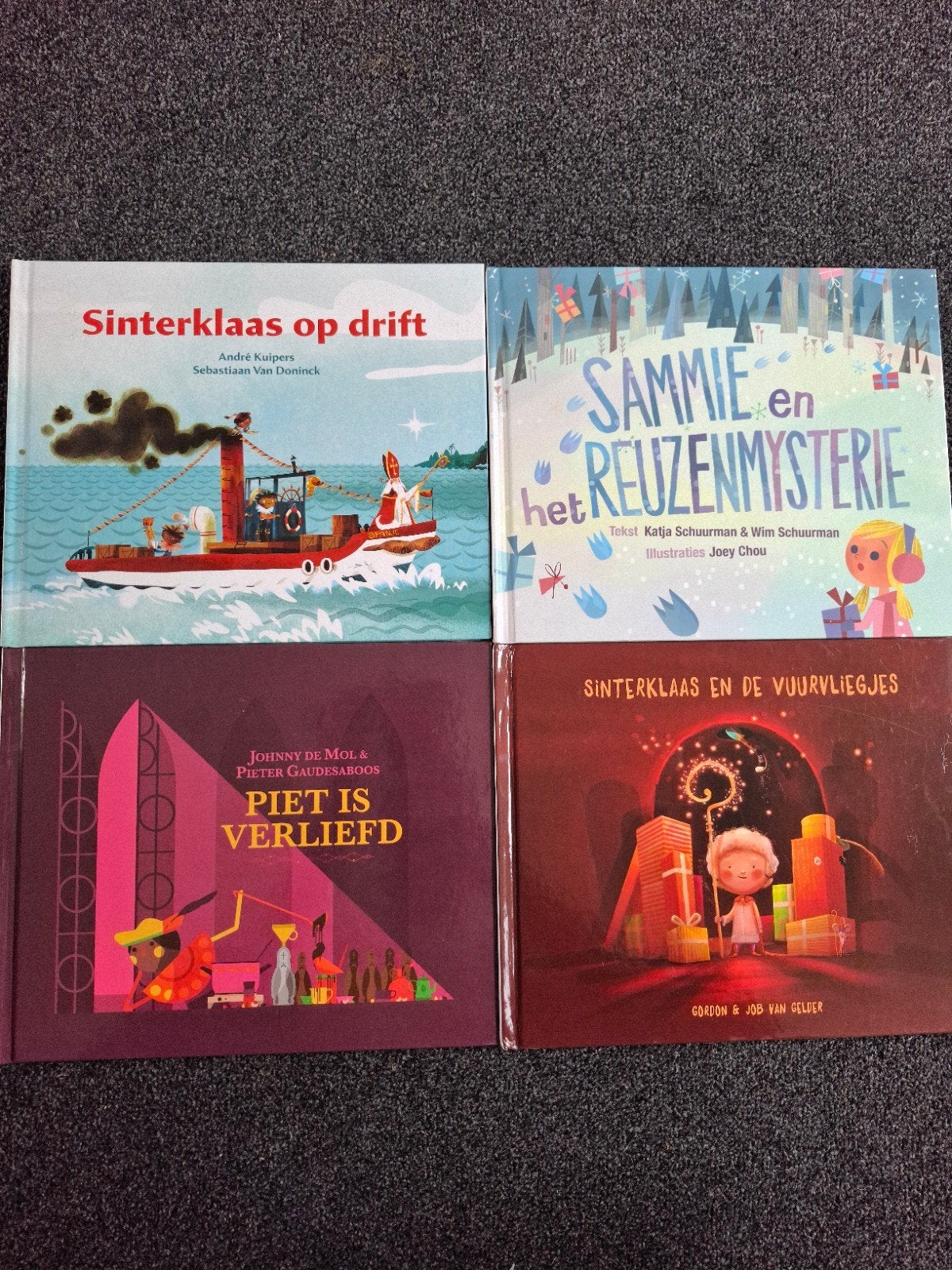 4 Sinterklaas verhalen - Unilever/Unox (Nieuwstaat), Boeken, Ophalen of Verzenden, Zo goed als nieuw