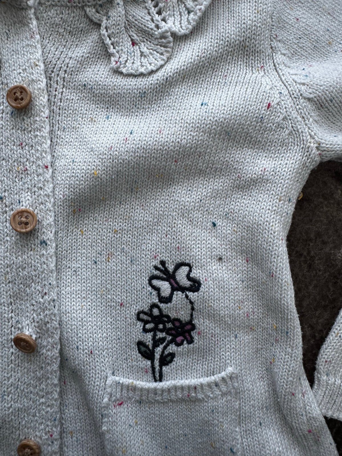 Mooi Disney vestje van Primark voor baby's (12-18 maanden), Ophalen of Verzenden, Zo goed als nieuw, Meisje, Truitje of Vestje