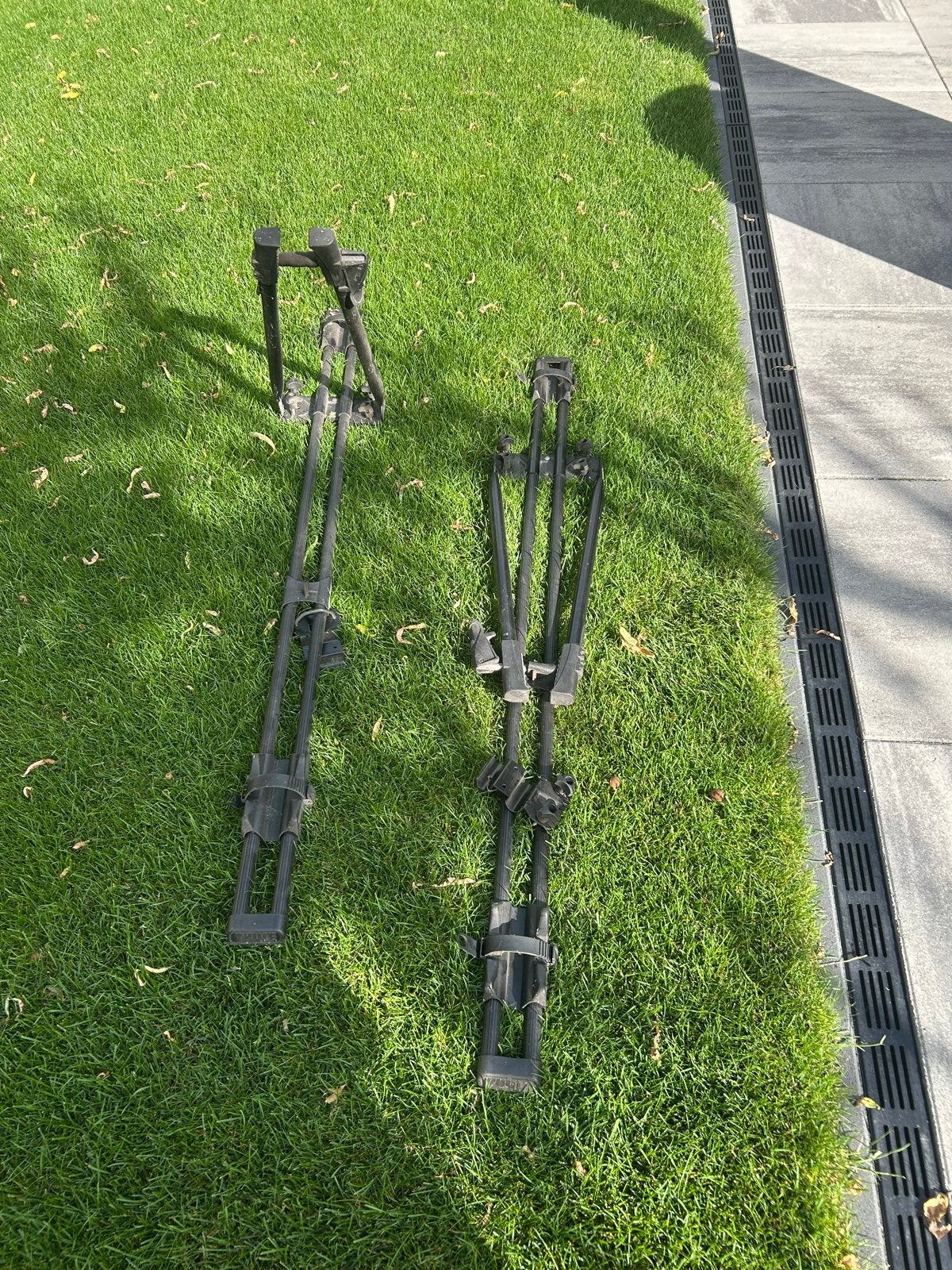 Thule fietsendrager voor op dakdrager, Auto diversen, Fietsendragers, Ophalen, Gebruikt, Brede banden, Fietsendrager-accessoire