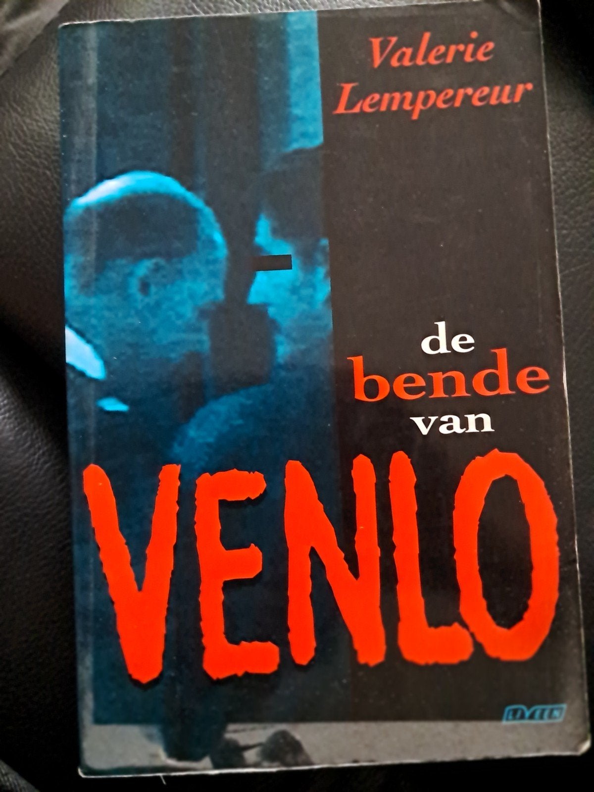 V. Lempereur - De bende van Venlo, Boeken, Ophalen of Verzenden, Zo goed als nieuw, Nederland, V. Lempereur