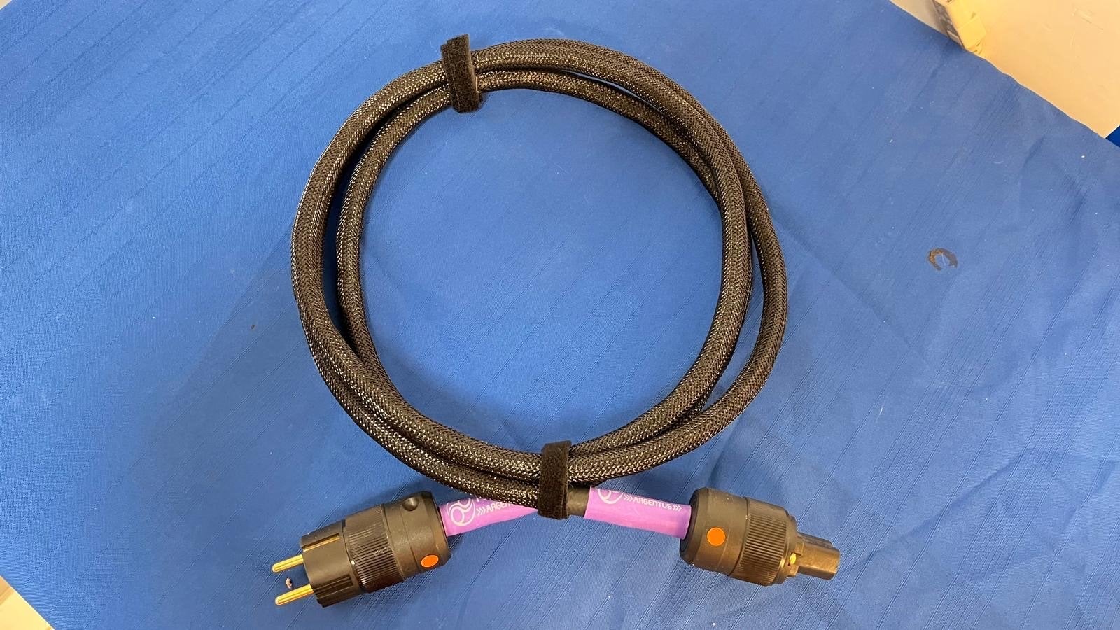 Tubulus Argentus V4 Netkabel - High-end Audiokabel (2,5m), Gebruikt, ., Ophalen of Verzenden, 2 tot 5 meter