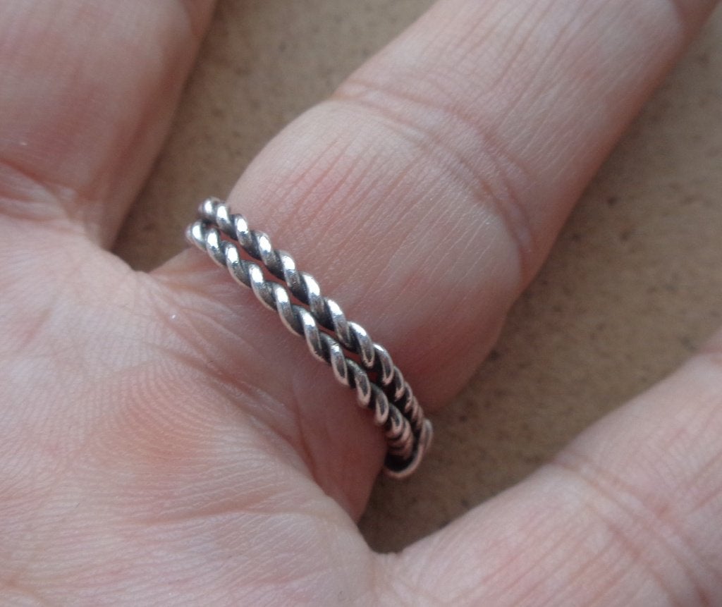 zilveren ring met drie kleuren stenen [1144], Ophalen of Verzenden, Zo goed als nieuw, 17 tot 18, Dame