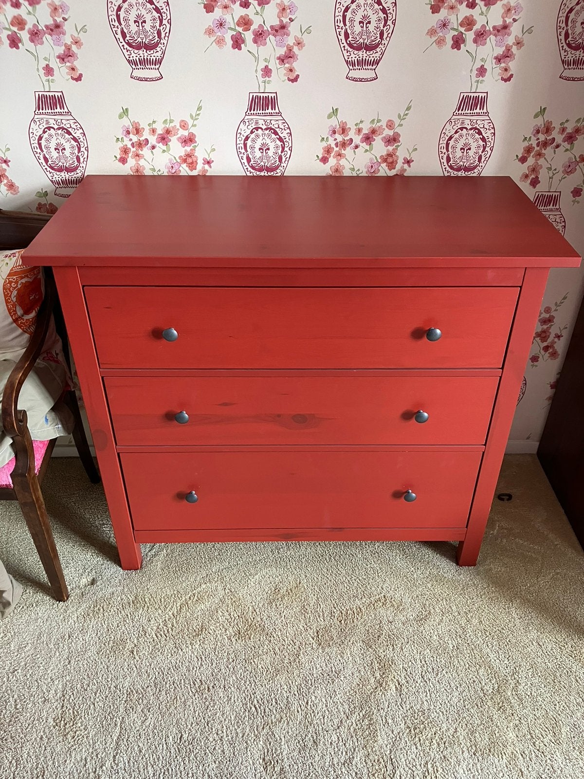 Hemnes ladekast 3 lades in rode uitvoering /  commode, 50 tot 70 cm, Ophalen of Verzenden, 90 tot 105 cm, 100 cm of meer