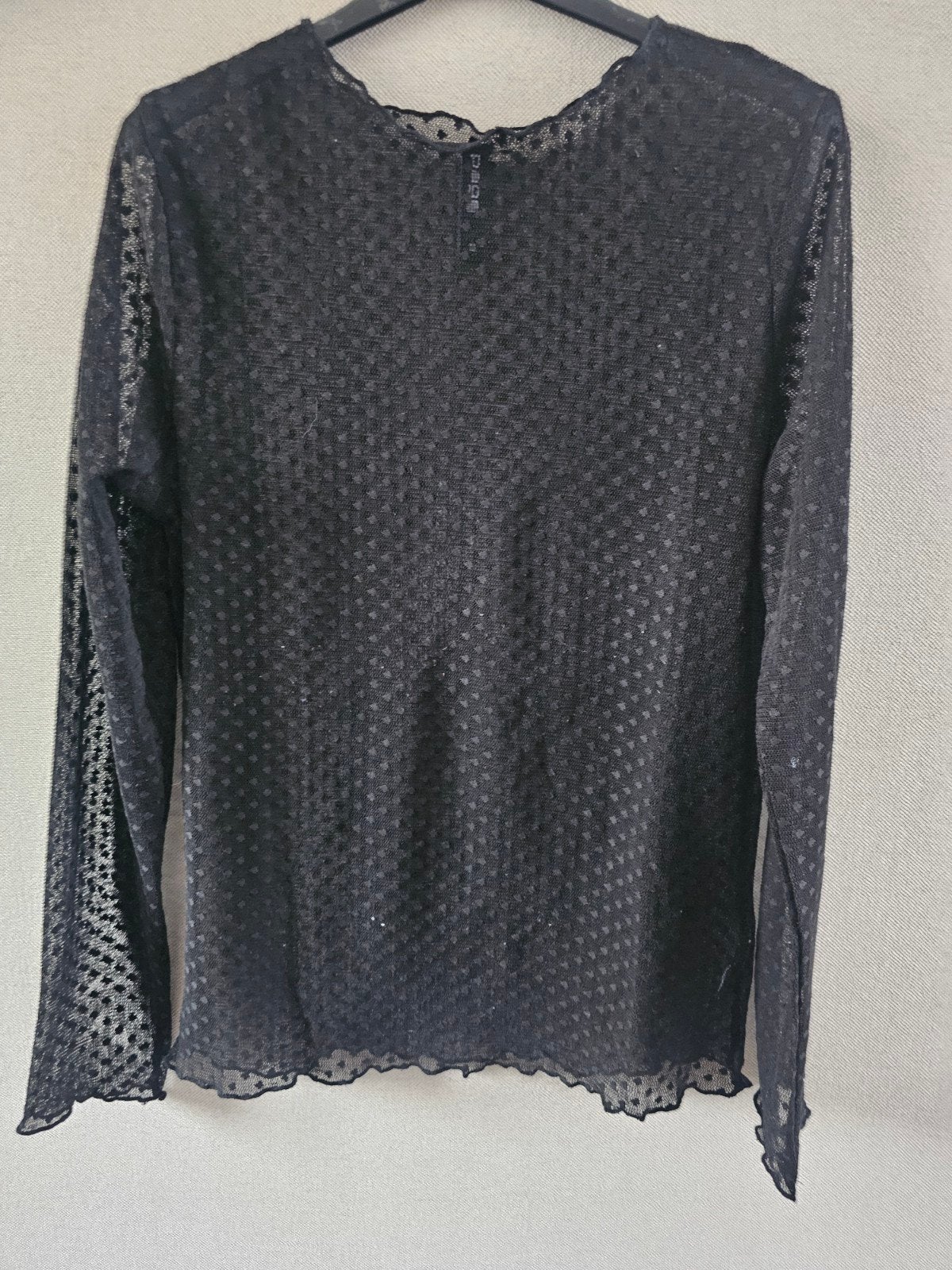 Zwarte transparante top met lange mouwen maat M., Kleding | Dames, Maat 38/40 (M), Zwart, Ophalen of Verzenden, Zo goed als nieuw