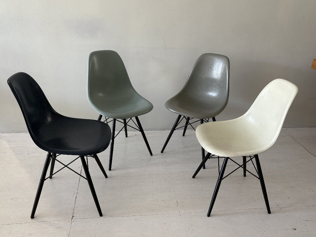 Vitra Eames Fiberglass Side Chair DSW, Raw umber, Ophalen, Scandinavian design, Eén, Overige kleuren