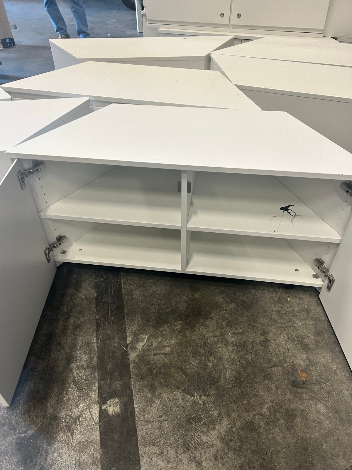 13x Verrijdbare Afsluitbare Kasten Wit Melamine, Ophalen, Gebruikt