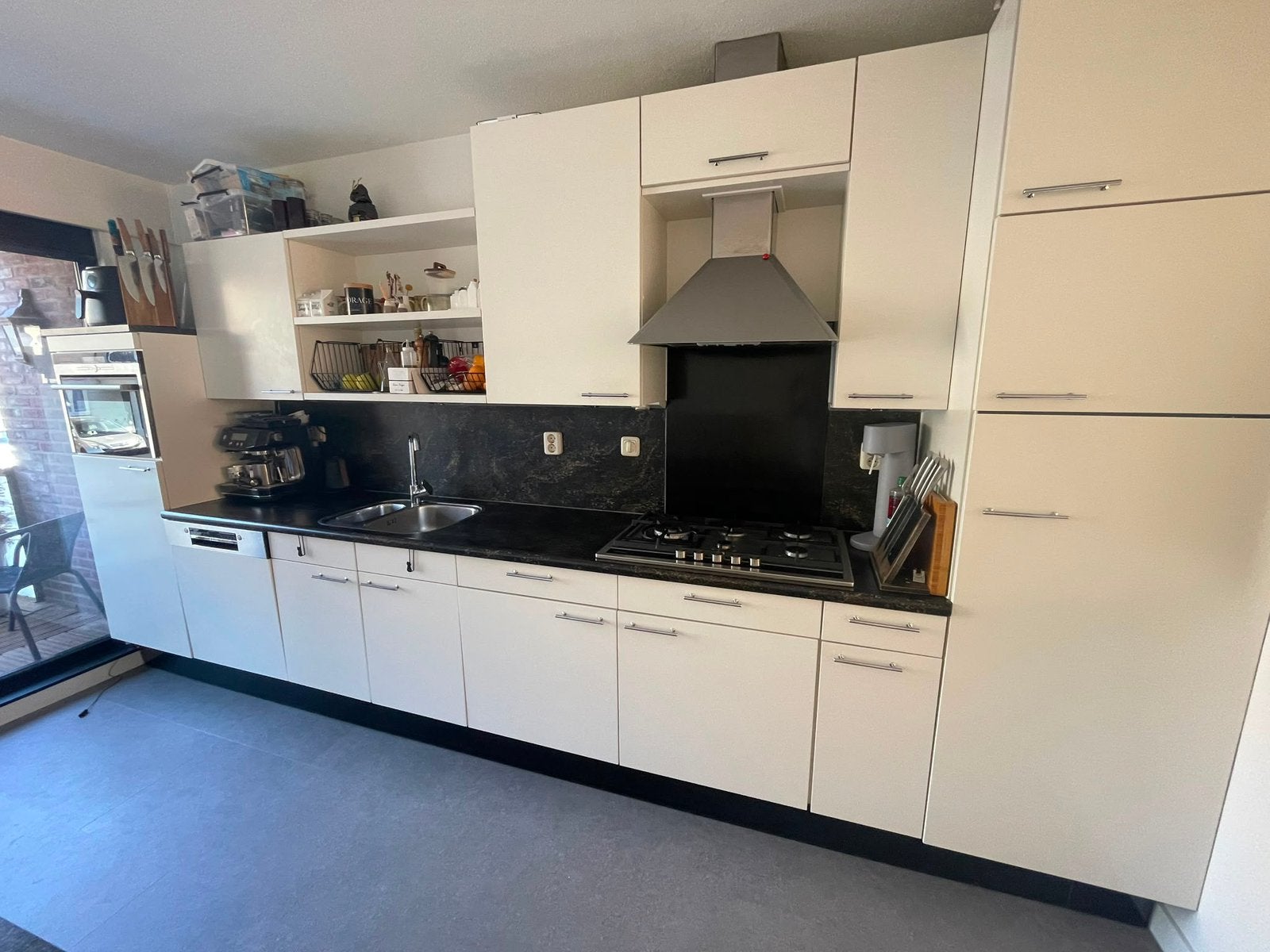 Volledige keuken en eetkamer in goede staat, Ophalen, Zo goed als nieuw
