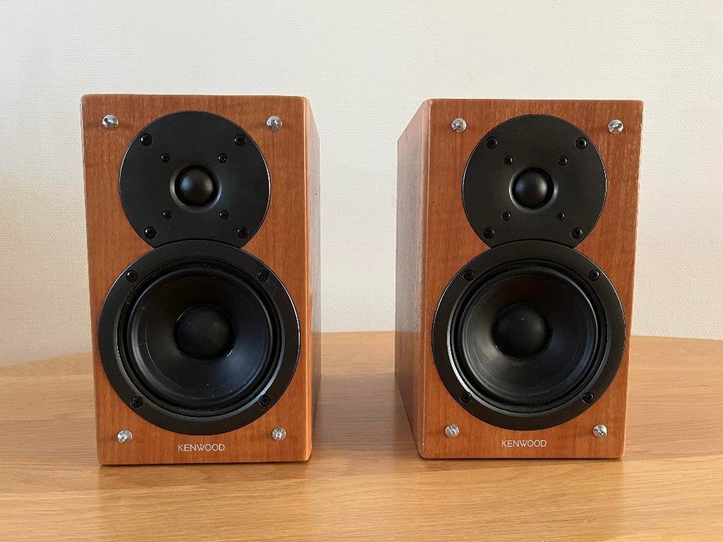 Kenwood LS-K711 Bookshelf Speakers, Audio, Tv en Foto, Luidsprekers, Zo goed als nieuw, 60 tot 120 watt, Front, Rear of Stereo speakers
