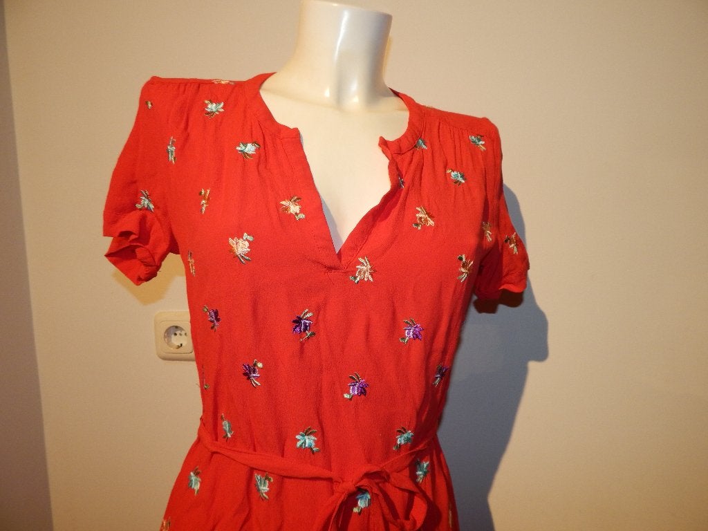 King Louie zomerse jurk vuur rood bloem borduursel M, Maat 38/40 (M), Verzenden, Zo goed als nieuw, Knielengte