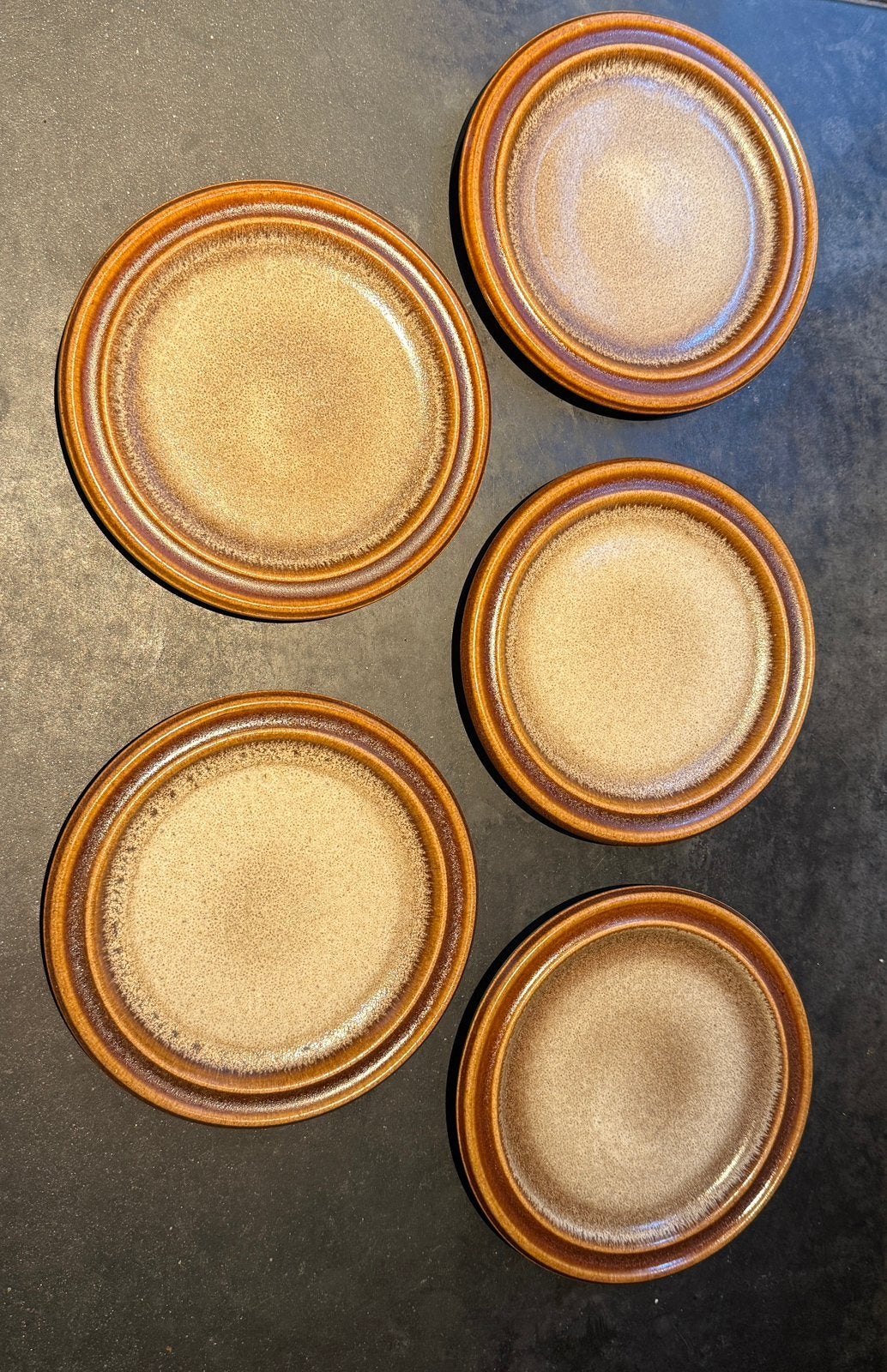 Jaren 70 gebaksbordjes bruin, Ophalen, Vintage, Gebruikt, Bruin