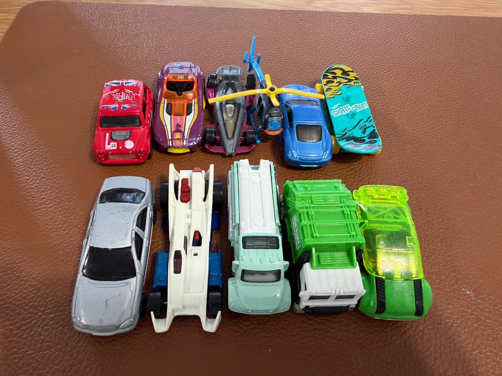 11 Hot Wheels cars, used, Ophalen of Verzenden, Gebruikt