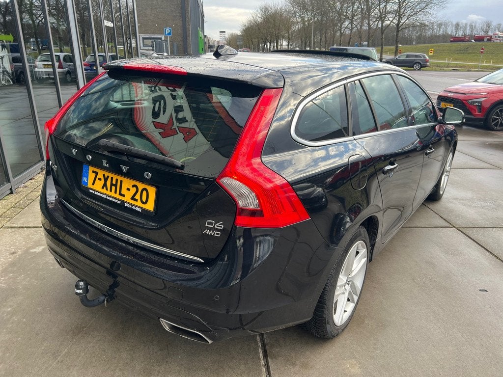Volvo V60 2.4 D6 AWD Plug-In Hybrid Summum - Leder - Open Da, Auto's, Volvo, Automaat, Zwart, Zwart, Vierwielaandrijving