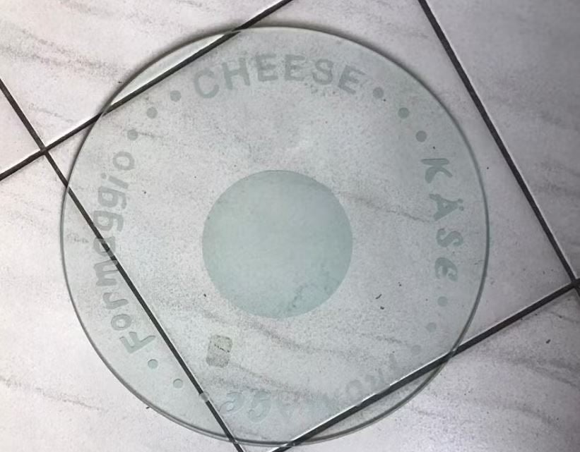 Kaasplank van glas, Overige typen, Ophalen of Verzenden, Gebruikt, Glas