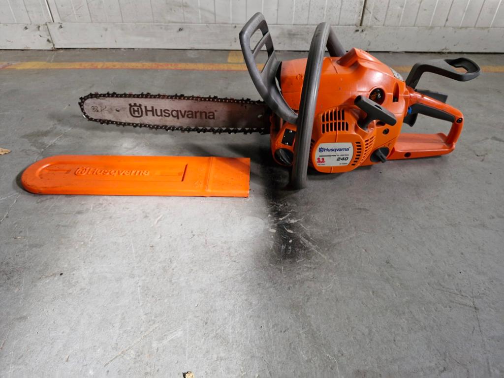 Husqvarna
Kettingzaag, Ophalen, ., ., .