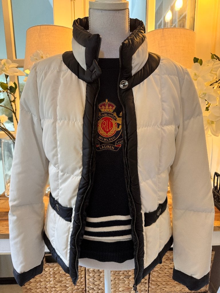 Ongedragen Wit-Zwarte jas Marc Cain, 38/M., Kleding | Dames, Jassen | Winter, Verzenden, Zo goed als nieuw, Maat 38/40 (M), Wit