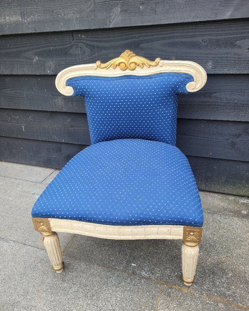 Leuke stoel voor kinderkamer, laag model, nieuwe stof, Ophalen, Hout, Gebruikt, Oud Hollands, Klassiek, prinses