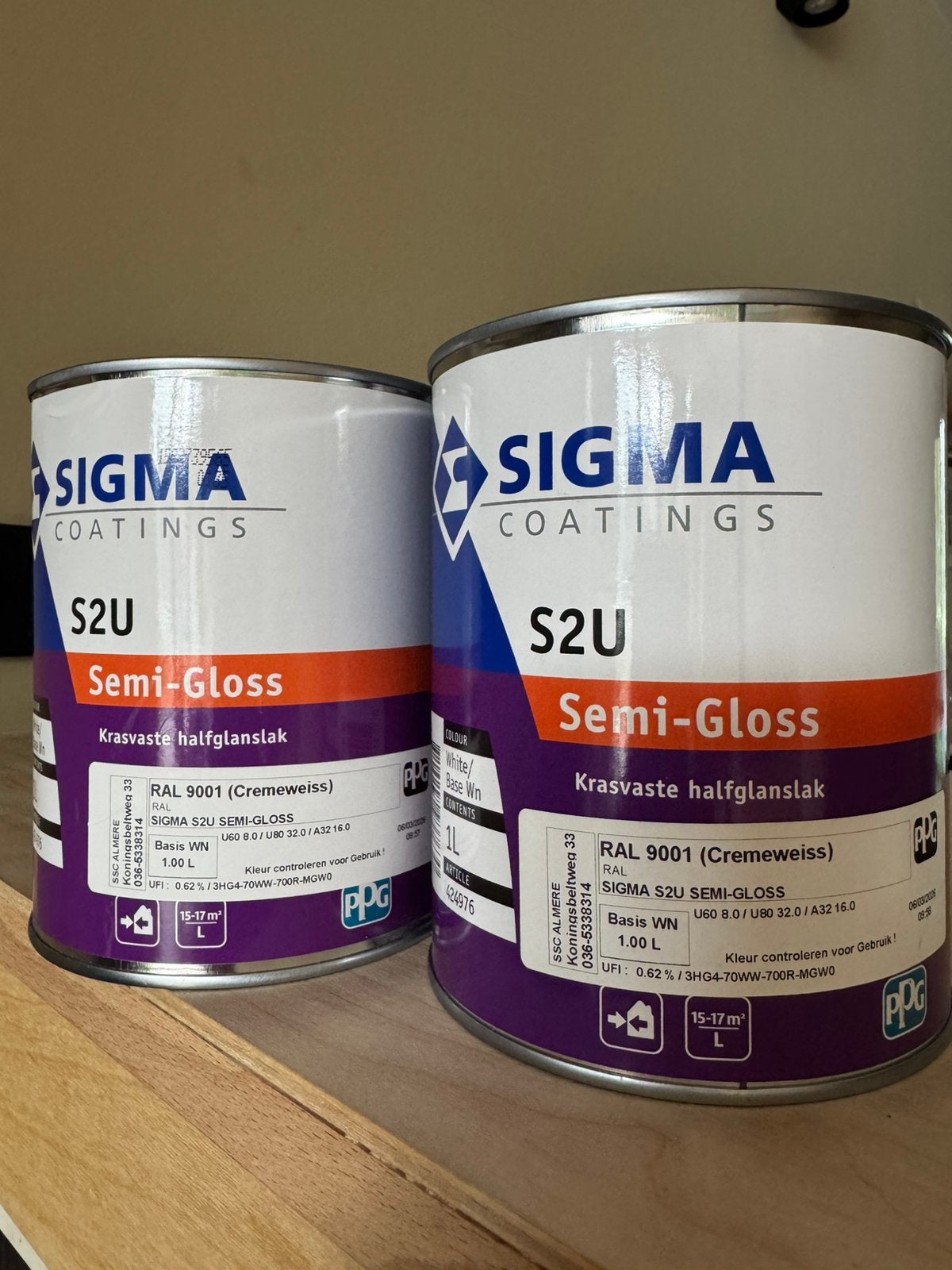 2L Sigma S2U semi gloss 9001, Ophalen, Zo goed als nieuw, Wit