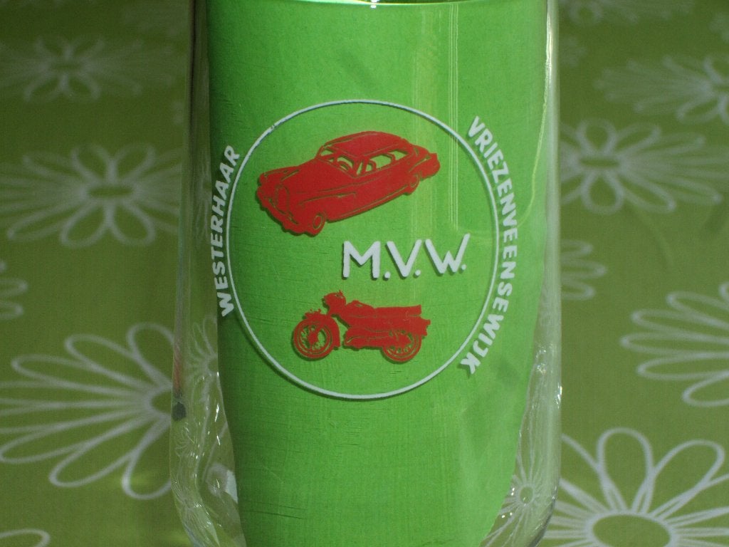 M.V.W. Westerhaar Vriezenveensewijk glas, Ophalen of Verzenden, Zo goed als nieuw