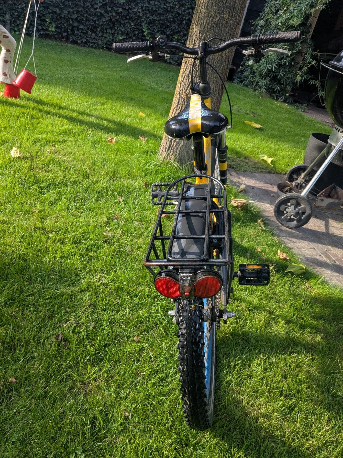 Foto 7 van Batavus Snake 20 inch jongensfiets geel