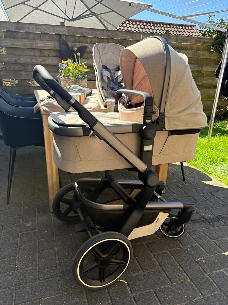 Joolz Day+ Kinderwagen 2 in 1 Taupe met accessoires, Overige merken, Gebruikt, Ophalen of Verzenden, Verstelbare duwstang