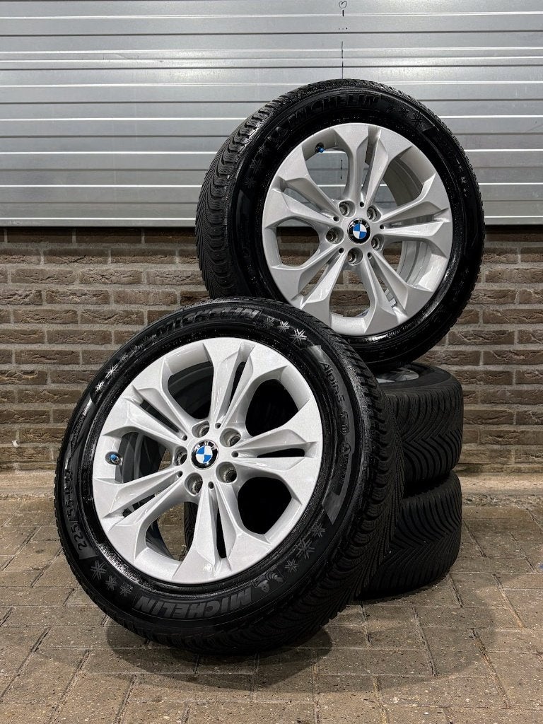 BMW X1 X2 564 17 Inch All-Seasonset | Michelin | Topstaat, Auto-onderdelen, Ophalen, Gebruikt, Banden en Velgen, 17 inch