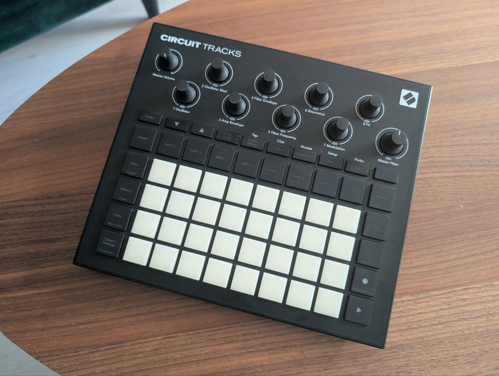 Novation Circuit Tracks - Muziekproductie Studio, Ophalen of Verzenden