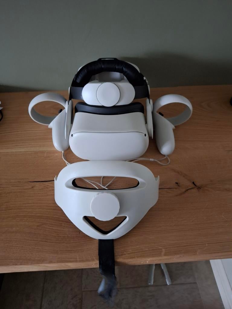 Oculus Quest 2 VR-bril met controllers en head strap, Spelcomputers en Games, Virtual Reality, Ophalen of Verzenden