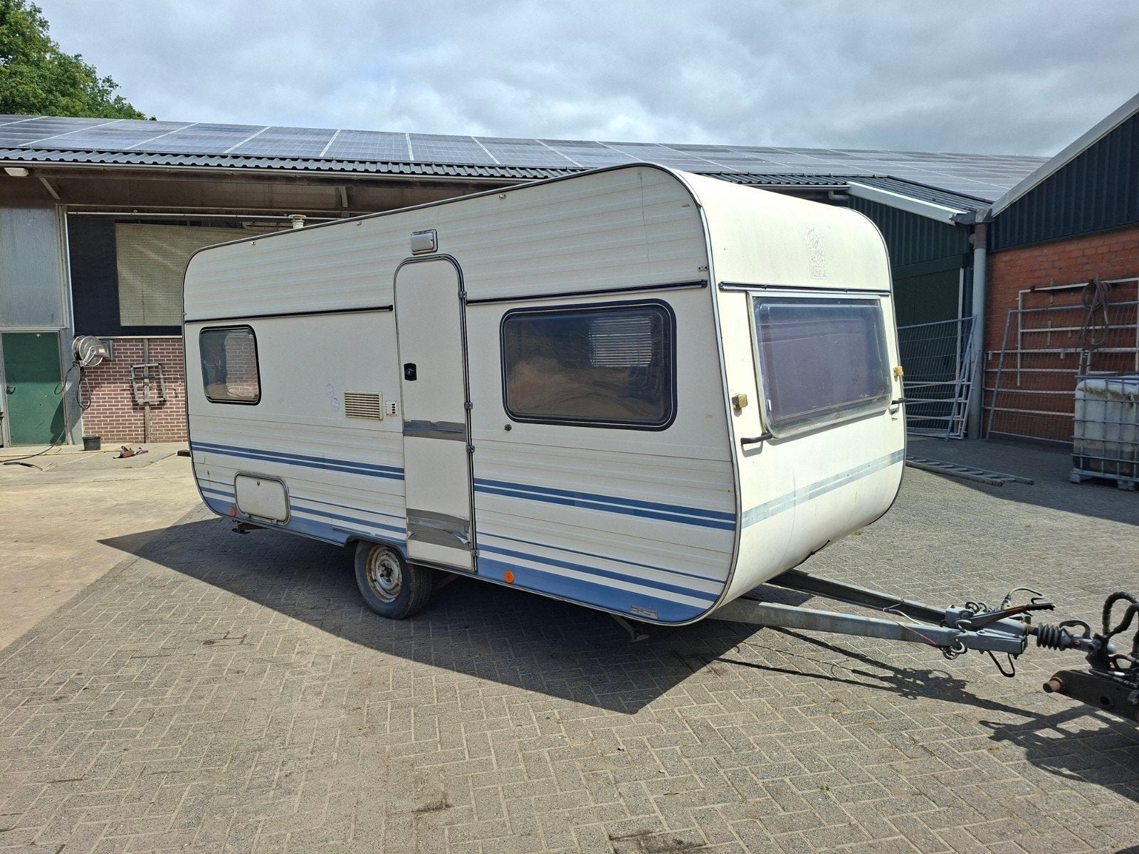 Caravan met voortent - Ideaal voor festival (opknapper), Particulier
