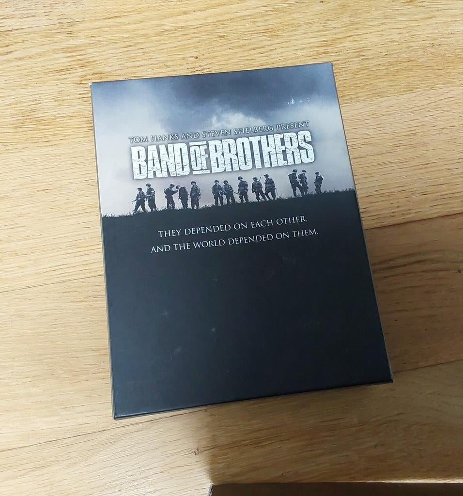 Band of Brothers dvd box met 5 dvd's, Vanaf 16 jaar, Ophalen of Verzenden, Zo goed als nieuw