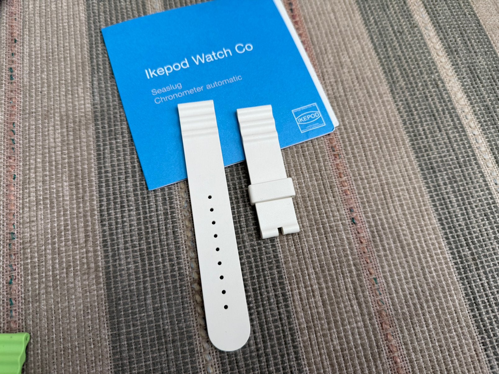 Ikepod Seaslug GMT Marc Newson Rubber Watch Strap White, Ophalen of Verzenden, Nieuw