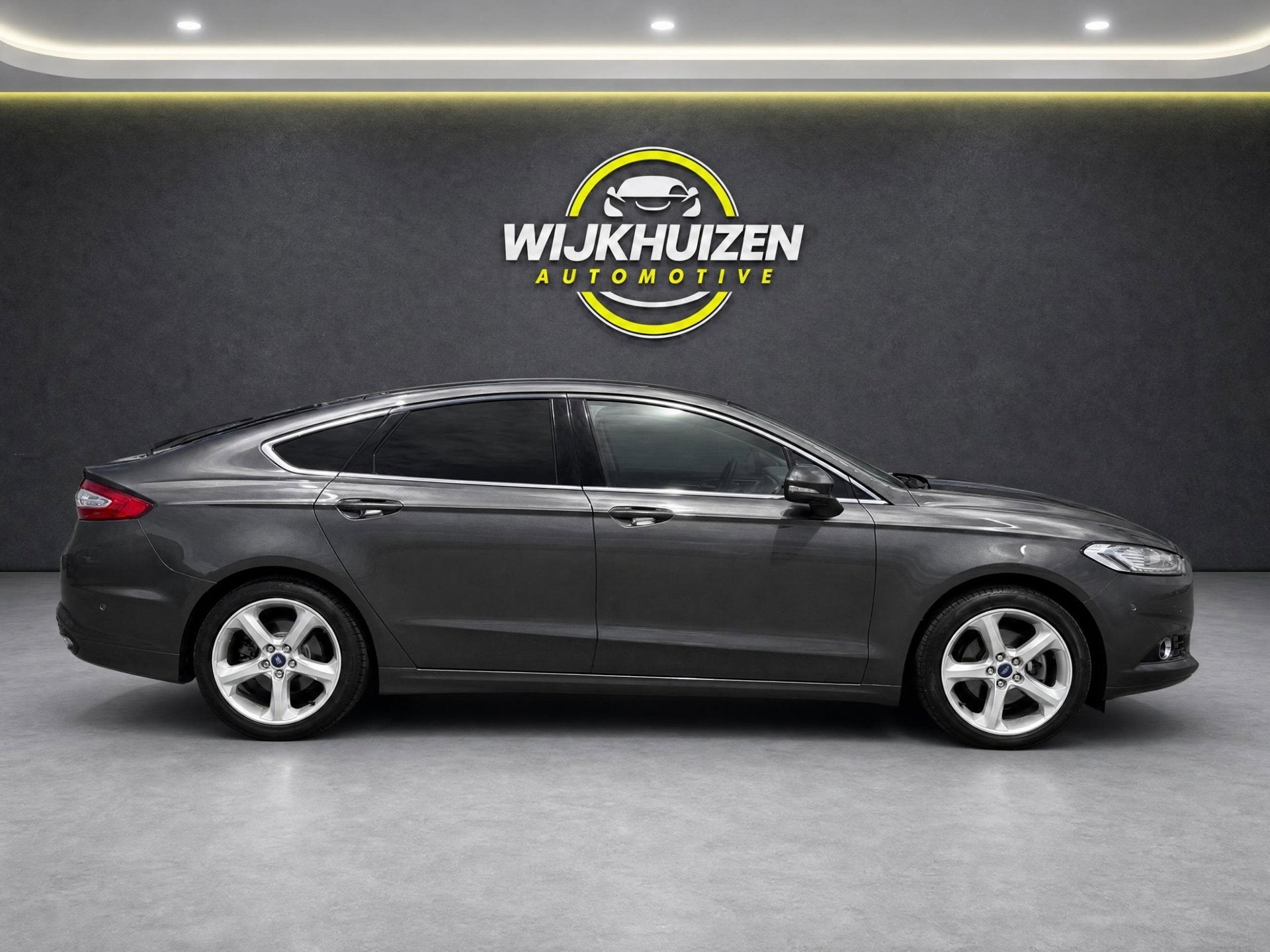 Ford Mondeo 2.0 Titanium S met 241 PK ! Leder ! Navigatie !, Dealer onderhouden, 4 cilinders, Mondeo, Bedrijf