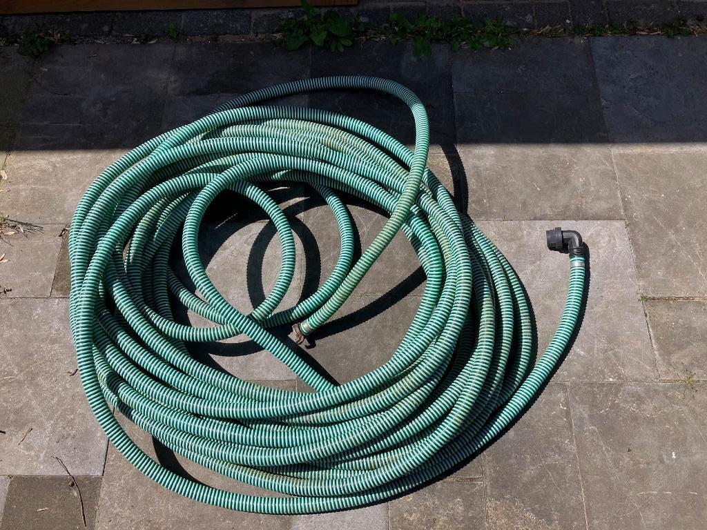 Waterslang, 30mm doorsnee, druk 7 Bar, 1x 30m en 1x 15m, Ophalen, Gebruikt, Tuinslang