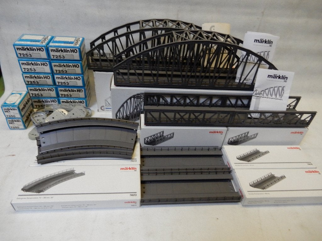 Märklin brugdelen voor C rails., Gelijkstroom of Wisselstroom, Brug, Tunnel of Gebouw, Ophalen of Verzenden, Zo goed als nieuw