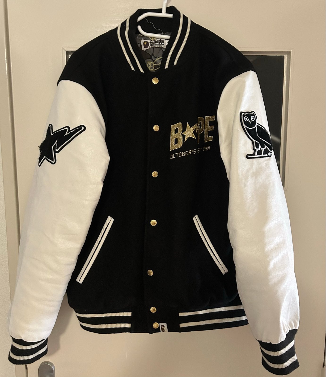 BAPE x OVO Varsity Jacket - Zo goed als nieuw, Ophalen of Verzenden, Zo goed als nieuw, Zwart