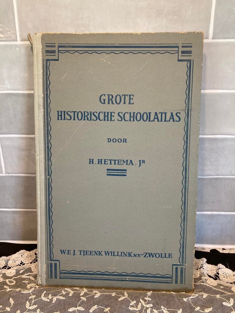 Oude Historische schoolatlas (170424), Boeken, Atlassen en Landkaarten, Gelezen, Verzenden, Landkaart, 1800 tot 2000