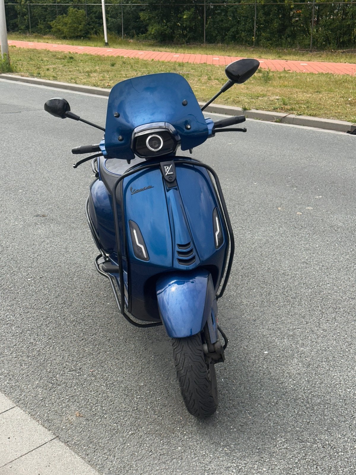 Vespa Sprint - Custom - full option, Ophalen, Zo goed als nieuw, Benzine, Overige modellen