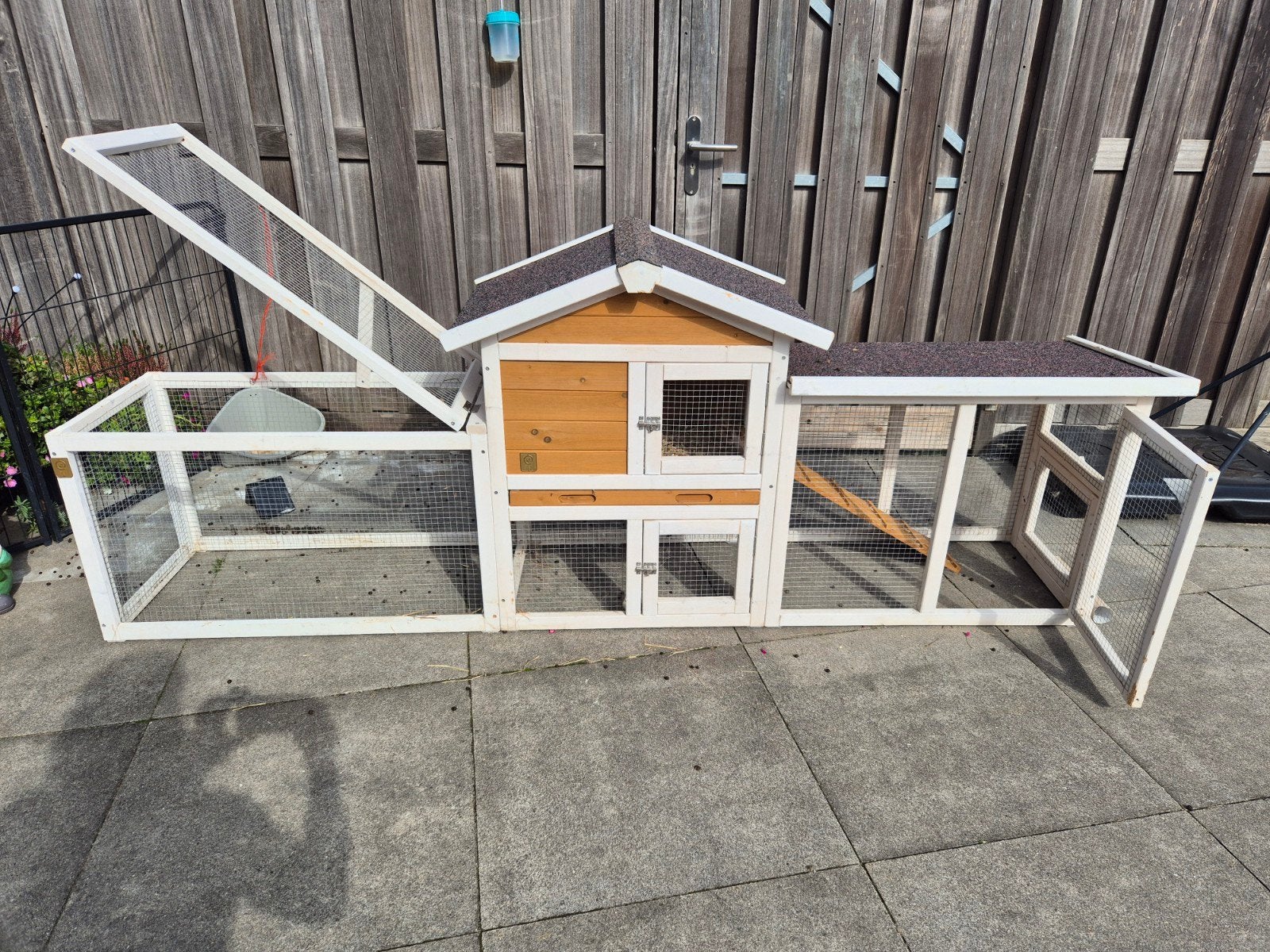 konijnenhok met (plexiglas nog nieuw in doos, voor erbij), Dieren en Toebehoren, Ophalen, 110 cm of meer, Zo goed als nieuw, 90 cm of meer