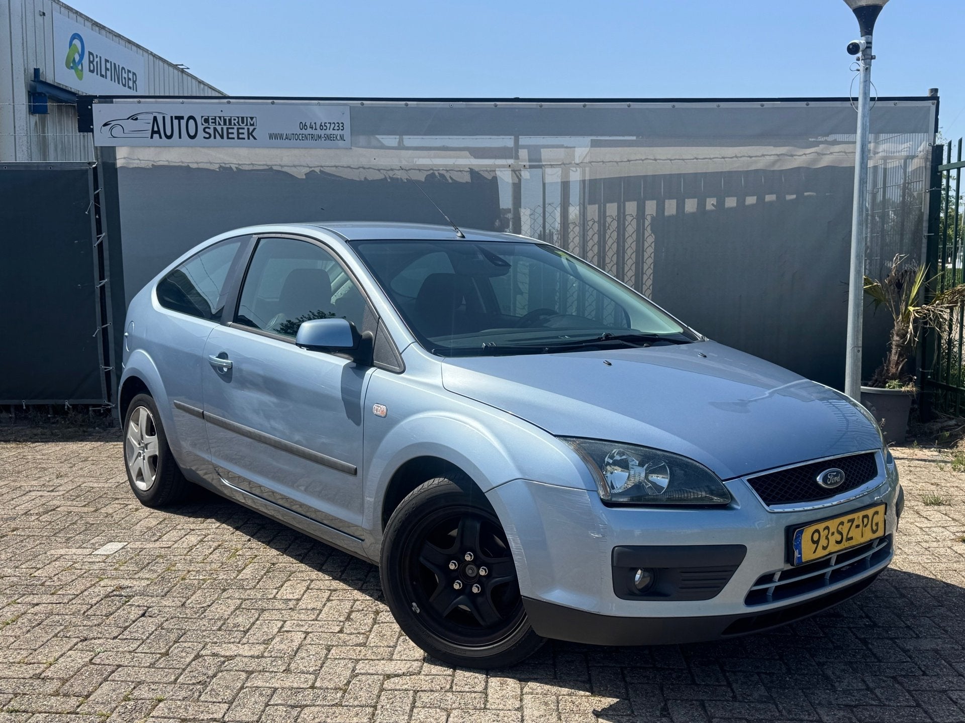 Ford Focus 1.6-16V Futura - Zo mee - Airco - Cruise, 1596 cc, Gebruikt, Zwart, Blauw