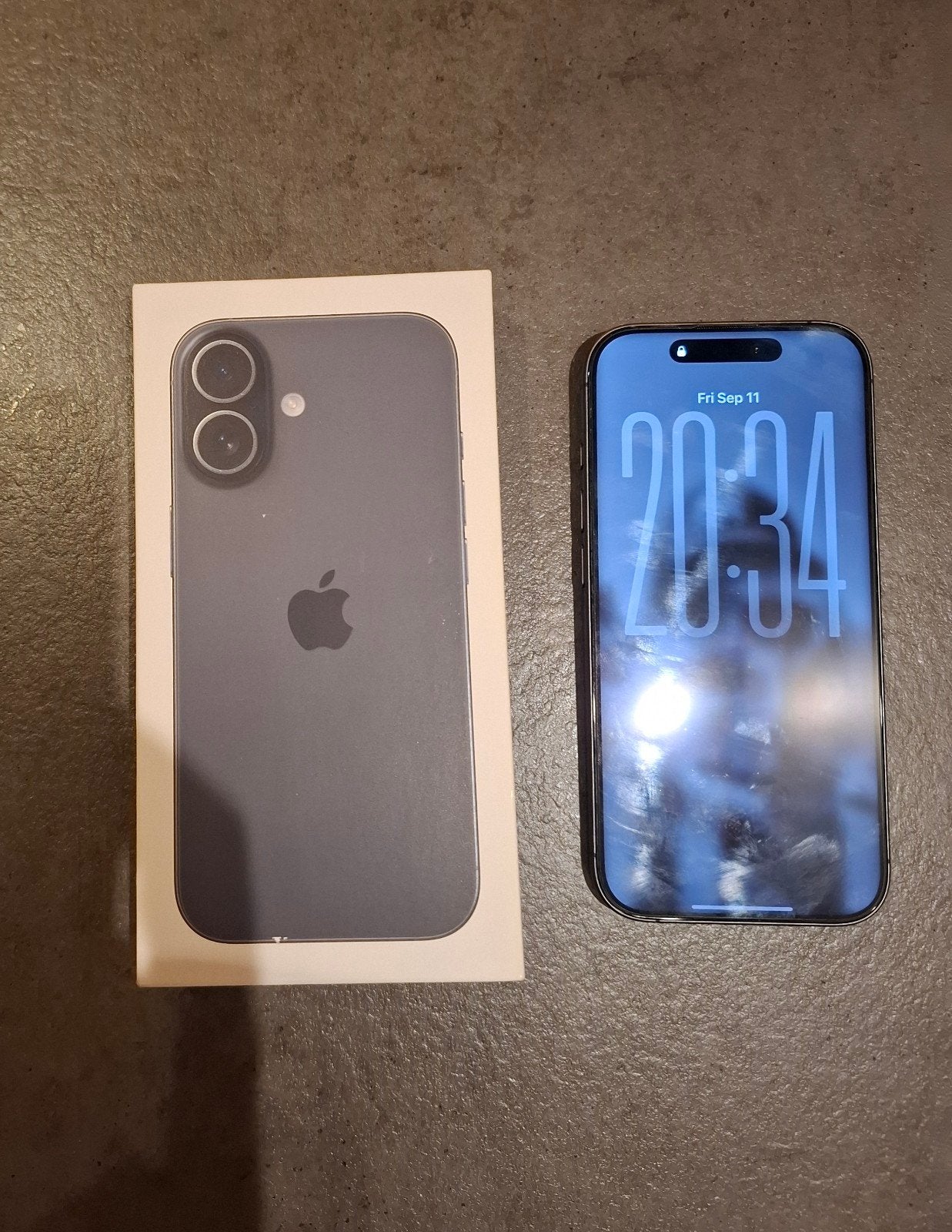 IPhone 17 - 256GB, Overige modellen, Zwart, Zo goed als nieuw, Zonder simlock