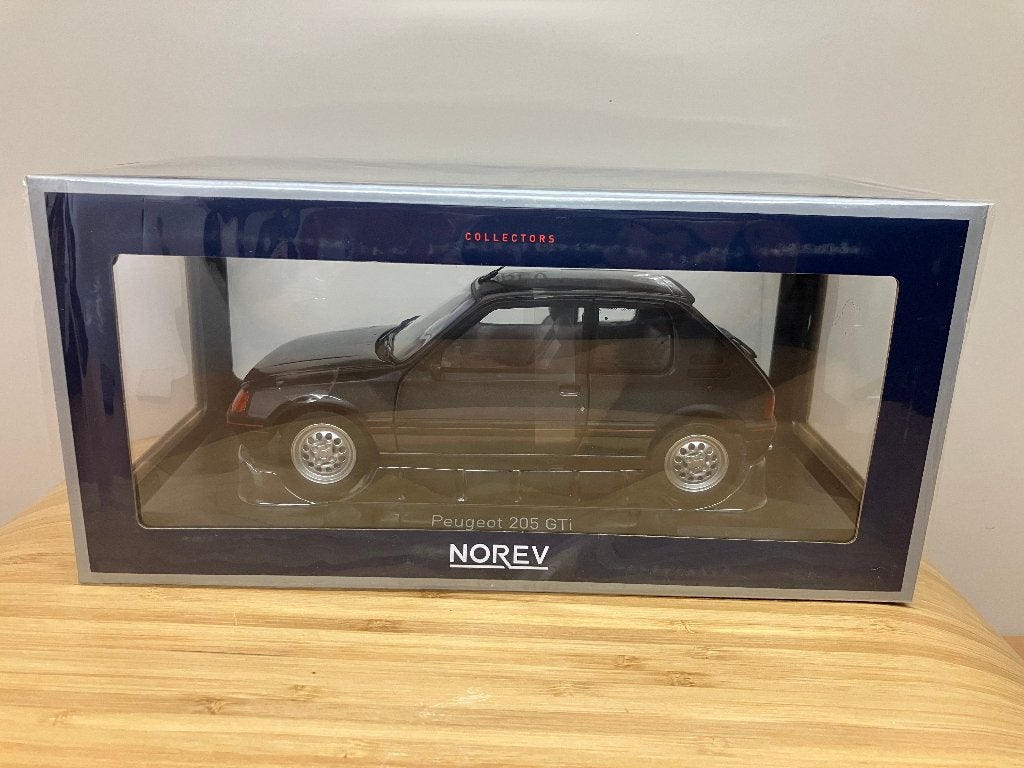 Peugeot 205 GTI 1.6 van 1988 grijs  1/18 Norev, Ophalen of Verzenden, Nieuw, Auto, Norev
